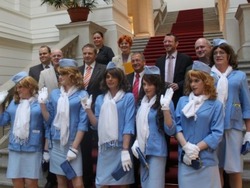 Maneo-Nachtflugbegleiter im Abgeordnetenhaus